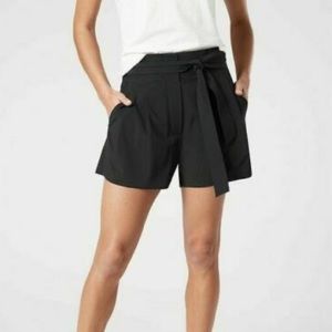 Athleta Skyline Short II